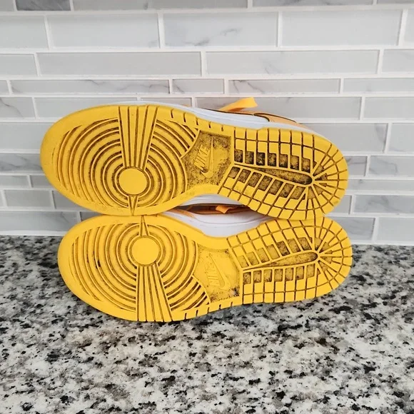 Nike Women's Sneakers Yellow and White - Picture 6 of 7